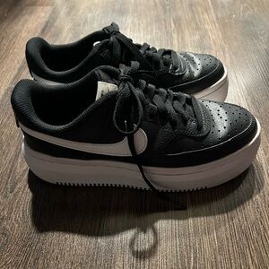 Nike Black and White Sneakers